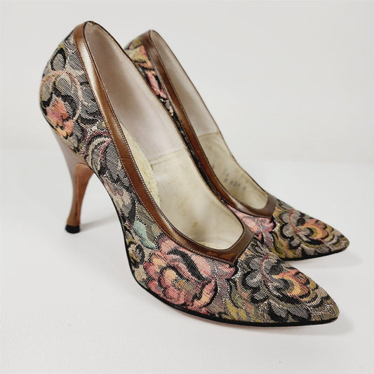 Vintage So Unbelievably Johansen Floral Tapestry Heels Size 4