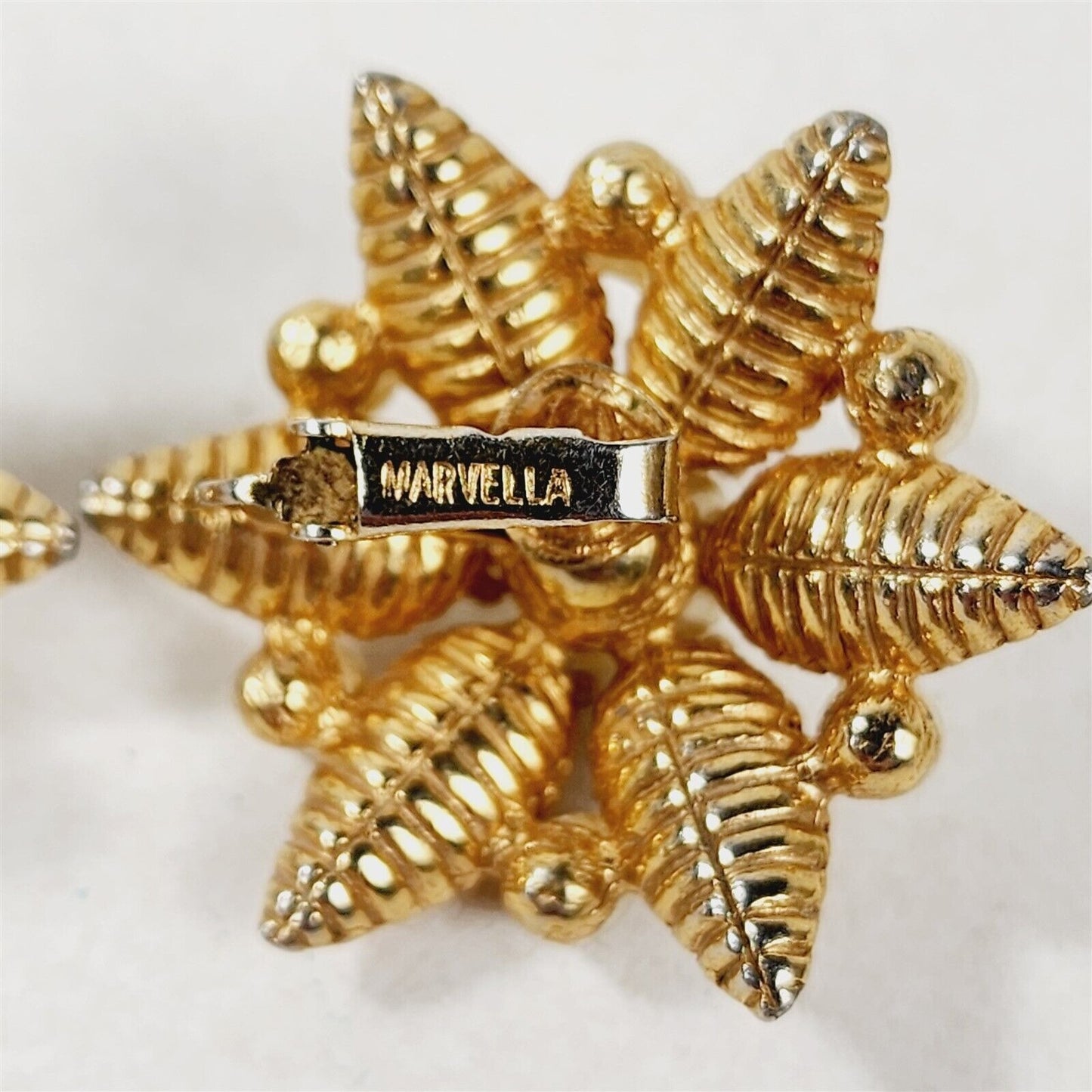 Vintage Marvella Signed Gold Tone Rhinestone Faux Pearl Clip On Earrings