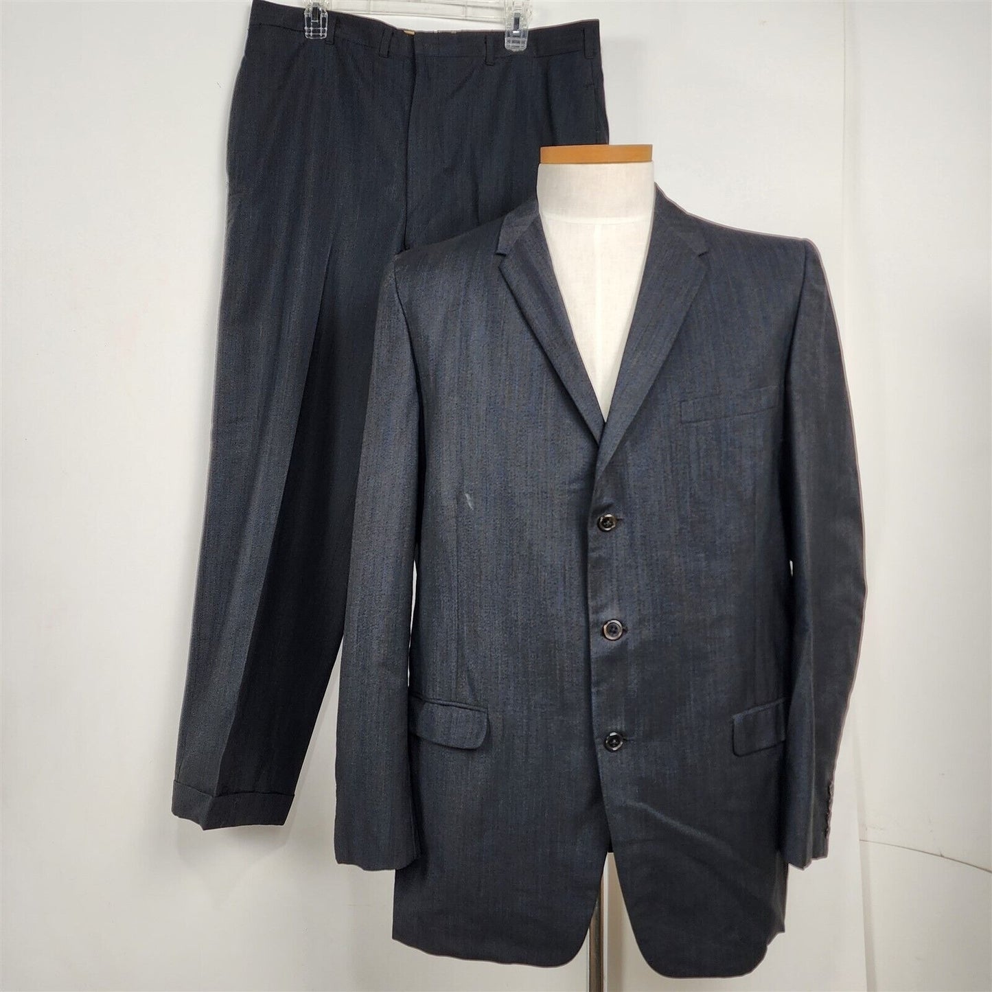 Vintage Gold Trumpeter Italy Hart Schaffner & Marx Mens Dark Gray Suit