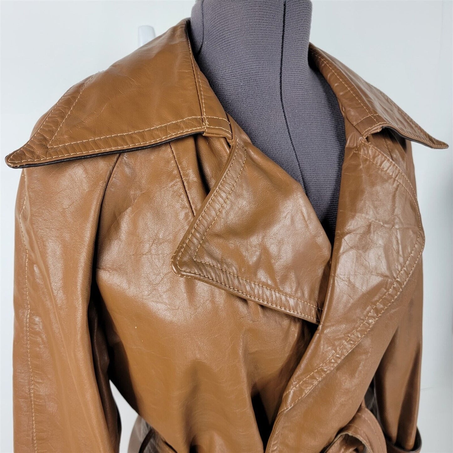 Vintage 1970s Tan Wrap Leather Jacket w/ Belt Womens M/L