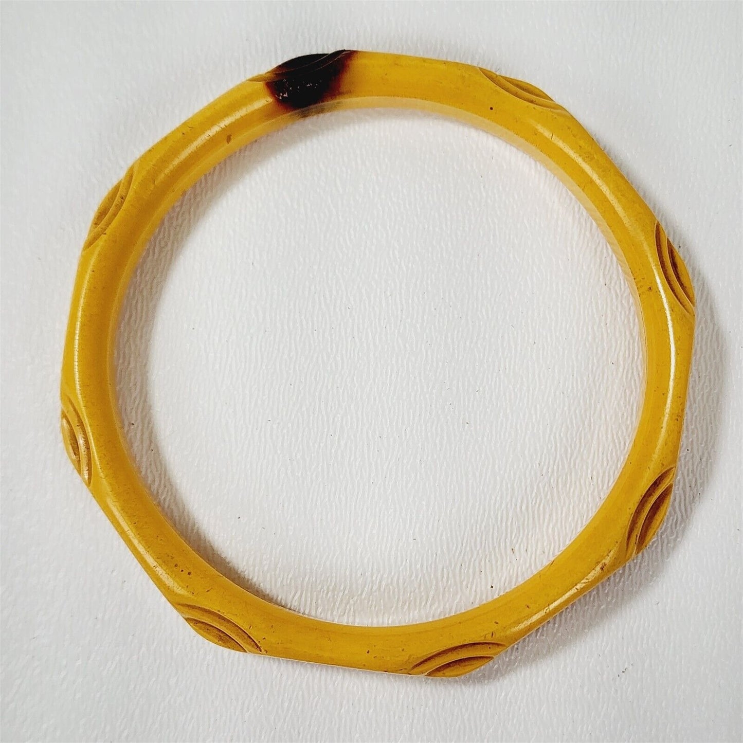 Vintage Butterscotch Carved Bakelite Bangle Bracelet