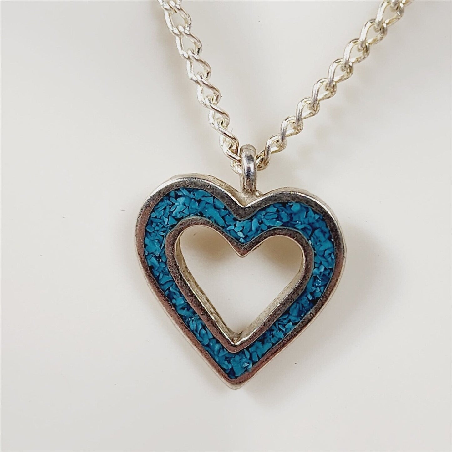 Vintage Heart Outline Crushed Turquoise Sterling Silver Necklace 16”