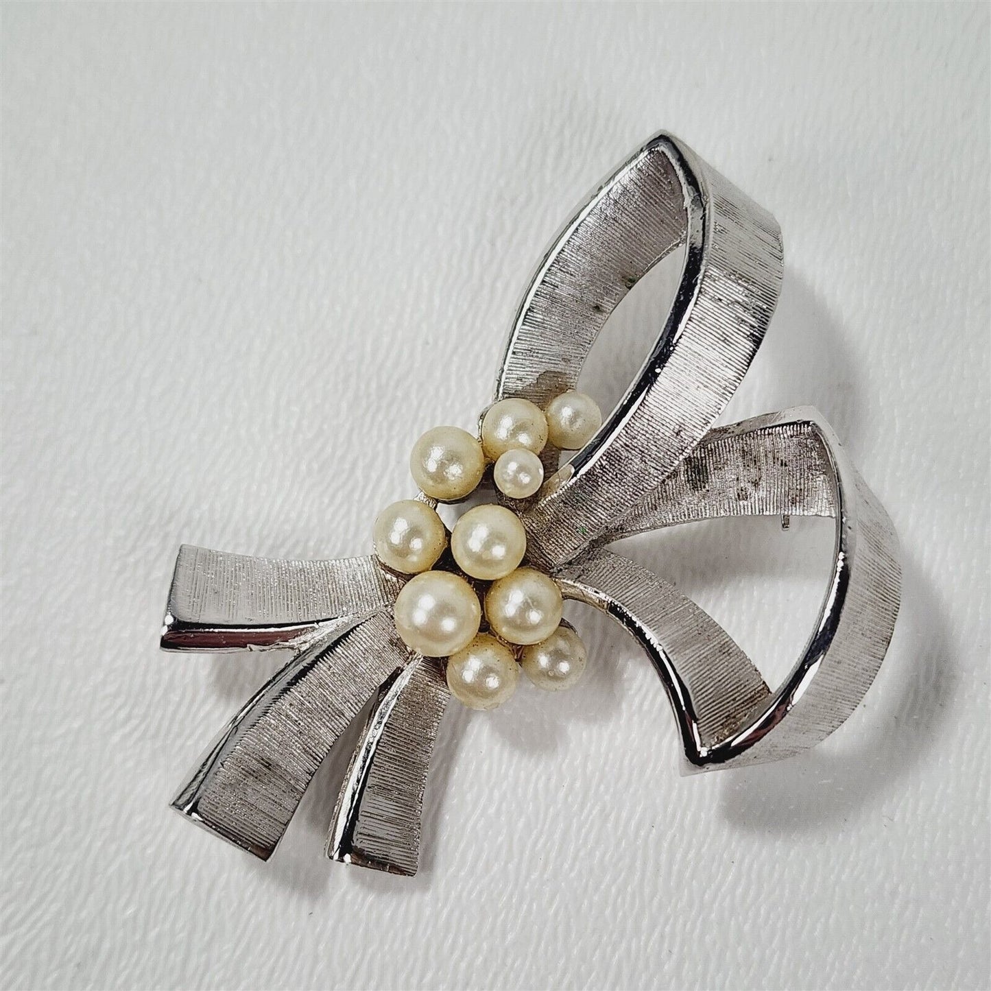 Vintage Trifari Silver Tone Faux Pearl Ribbon Bow Brooch Pin