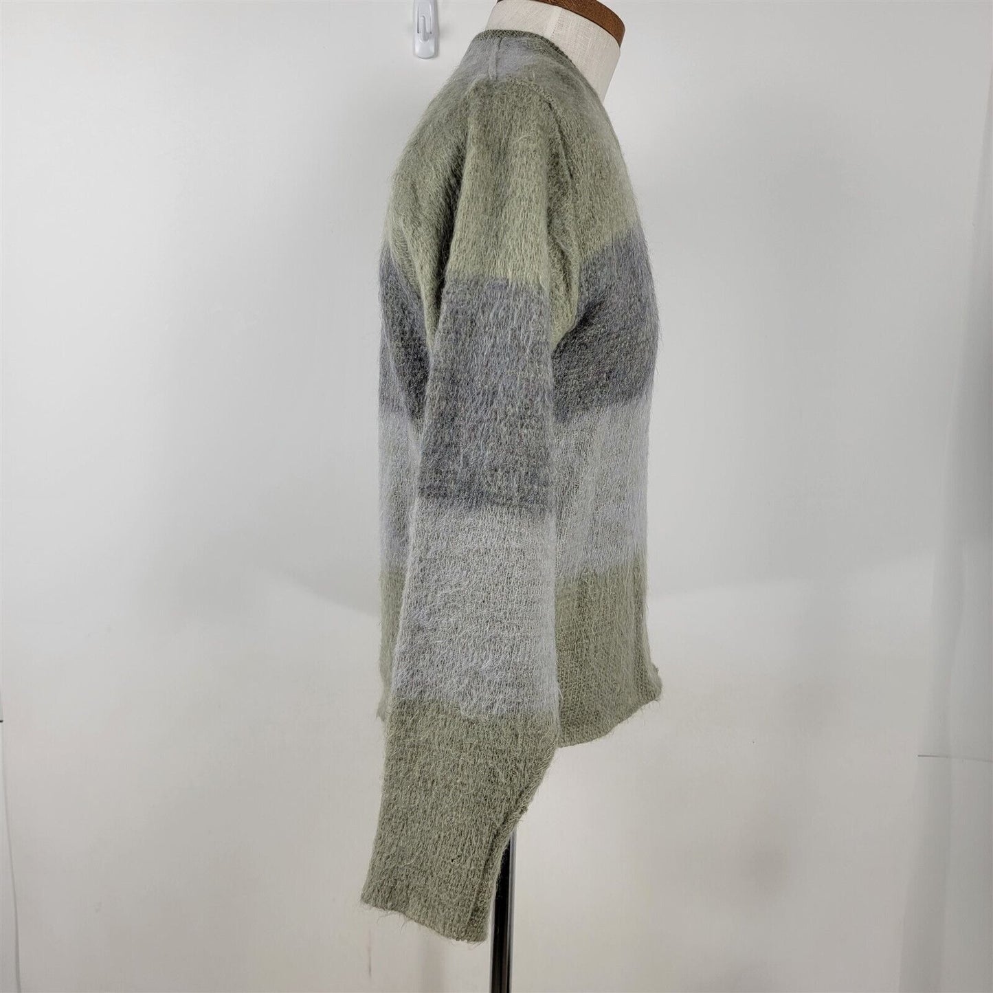 Vintage 1960s Campus Distressed Wool Mohair Sweater Mens Size M