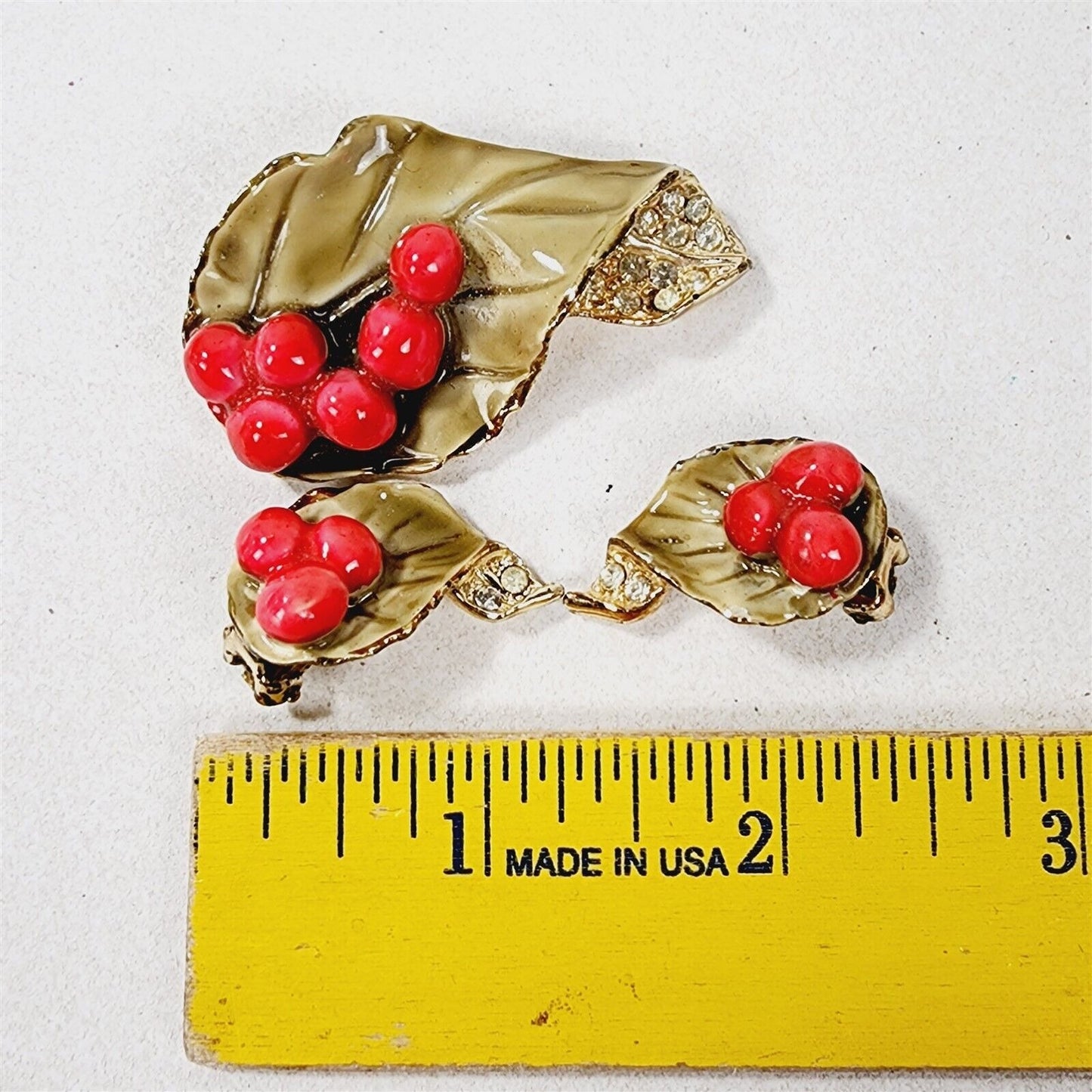 Vintage Taupe Leaf Red Berries Brooch Earrings Set Gold Tone with Rhinestones