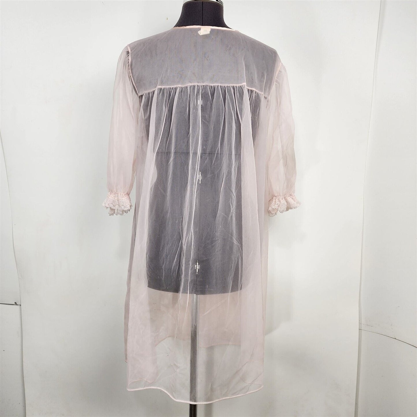 Vintage Beeline Light Pink Sheer Floral Peignoir Chiffon Pinup Nylon Robe