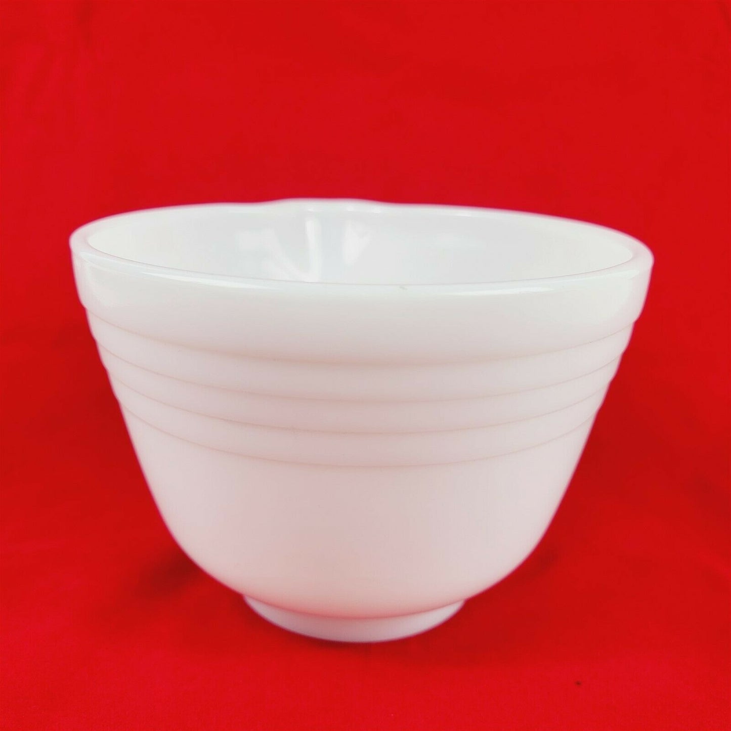 Vintage Hamilton Beach Small Mixing Bowl w/ Spout White Milk Glass