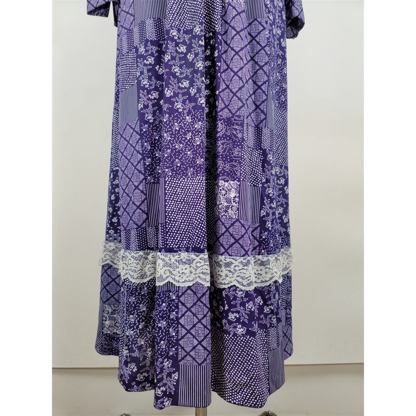 Vintage 1970s Purple Jersey Print Cottagecore Prairie Dress Womens Size 10