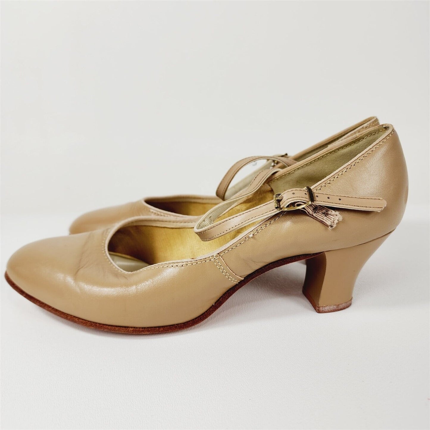 Vintage Taffy's Beige Nude Mary Jane Shoes Heels Size 8 B