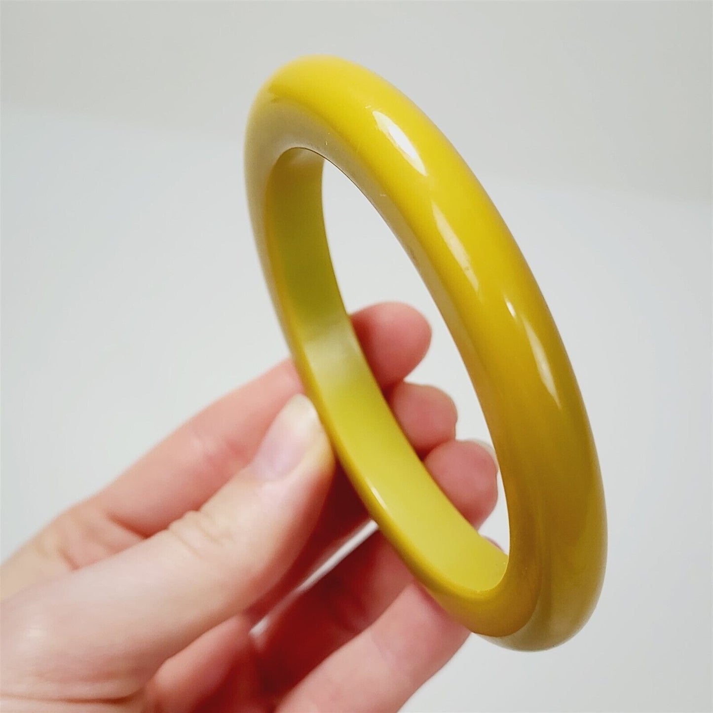 Vintage Yellow / Green Bakelite Bangle Bracelet 3/8"