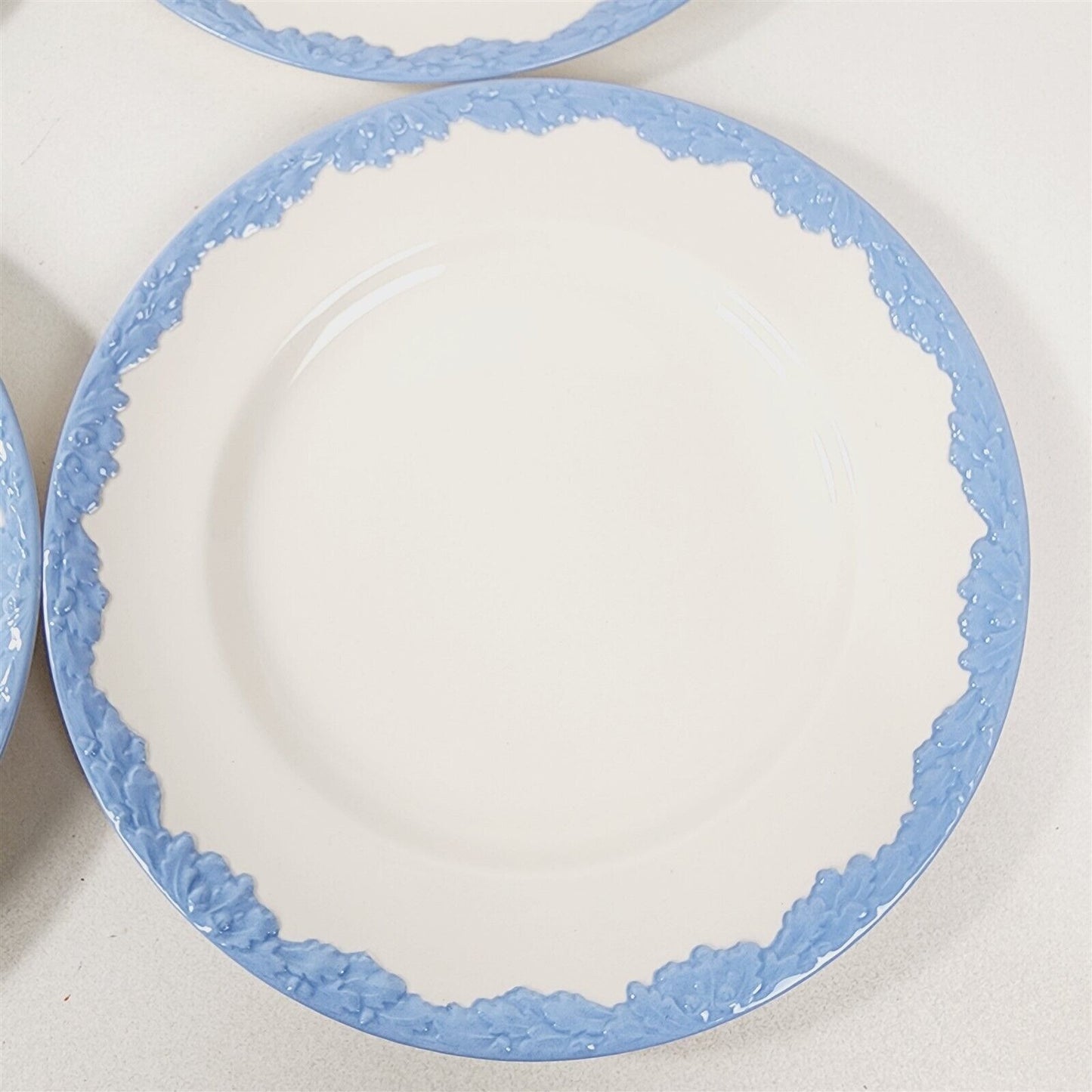 4 Vintage Johnson Bros English Oak White Blue Trim Dinner Plates - 10"