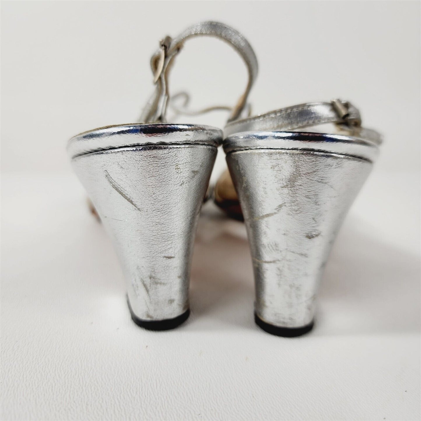 Vintage Amano Silver Metallic Clear Strappy Block Heels Pumps Size 7.5