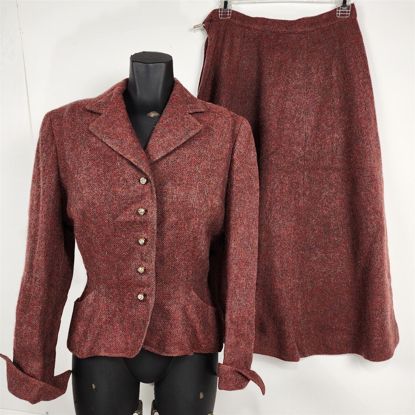 Vintage 1950s Vera Maxwell Original Red Tweed 2 Piece Jacket & Skirt Suit Set