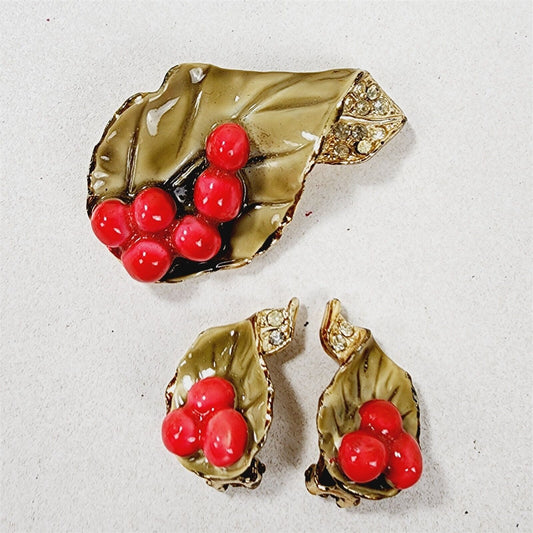 Vintage Taupe Leaf Red Berries Brooch Earrings Set Gold Tone with Rhinestones