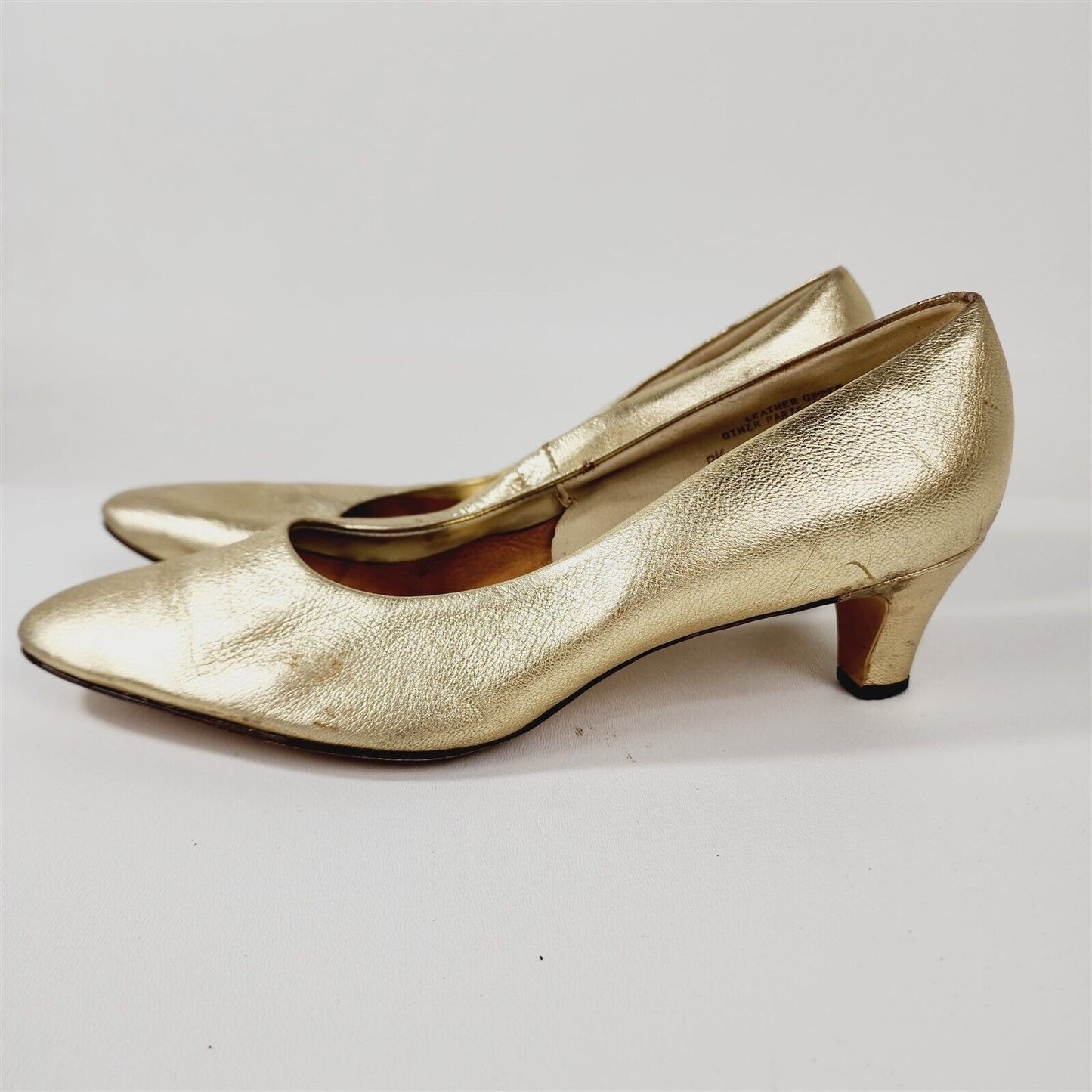 Vintage Connie Gold Metallic Leather Kitten Heels Size 8.5