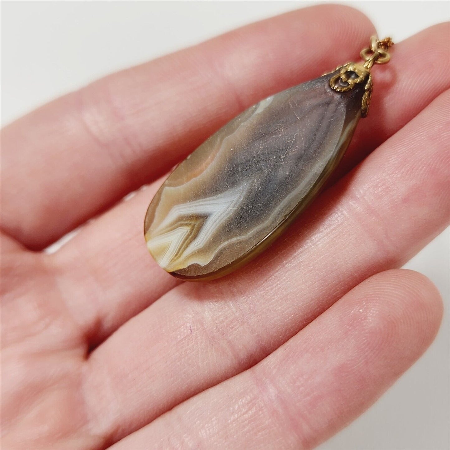 Vintage Teardrop Agate Pendant Necklace