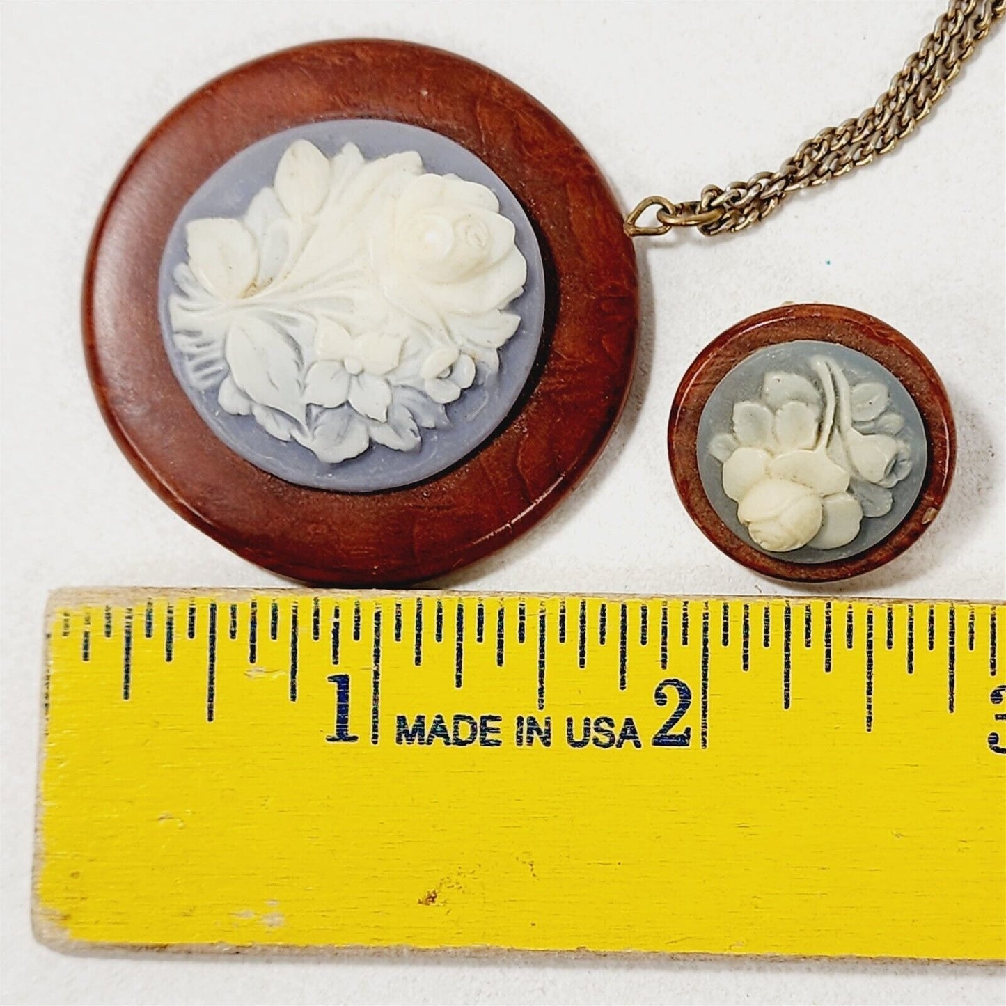 Vintage Flower Carved Cameo Wood Back Necklace with Clip On Earrings