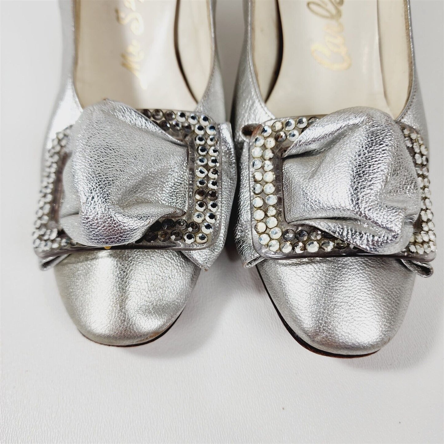 Vintage Carl's Mr. Seymour Silver Metallic Rhinestone Buckle Heels Size 7.5 M