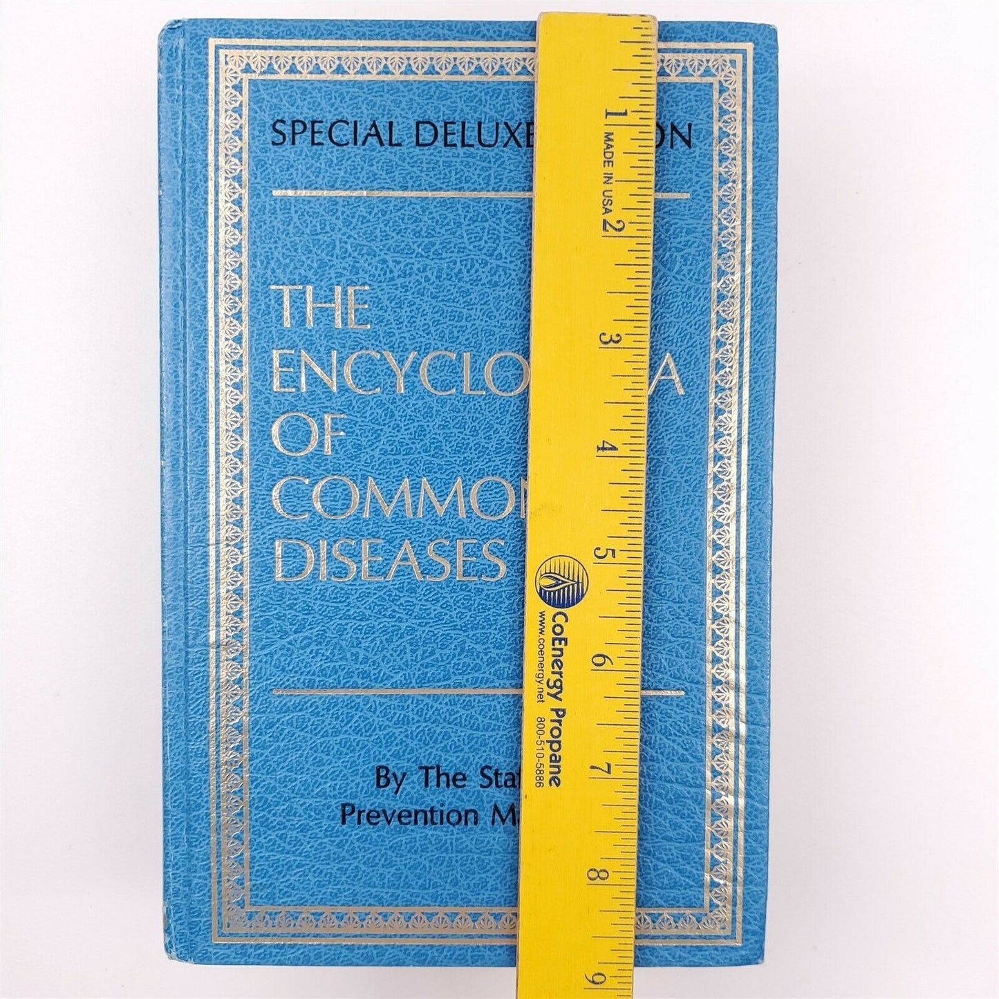 The Encyclopedia of Common Diseases By The Staff of Prevention Magazines Book