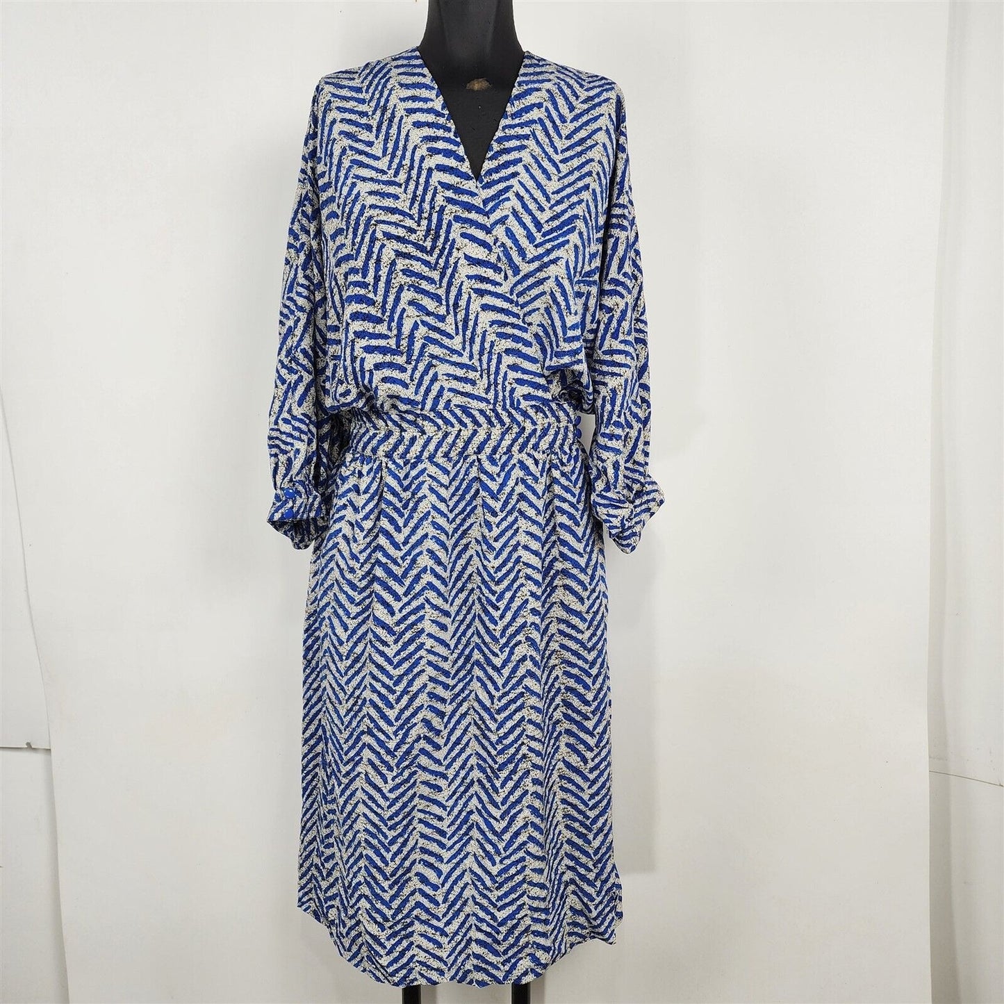 Vintage 1980s-90s Liz Claiborne Blue Zig Zag Wrap Midi Dress Womens S