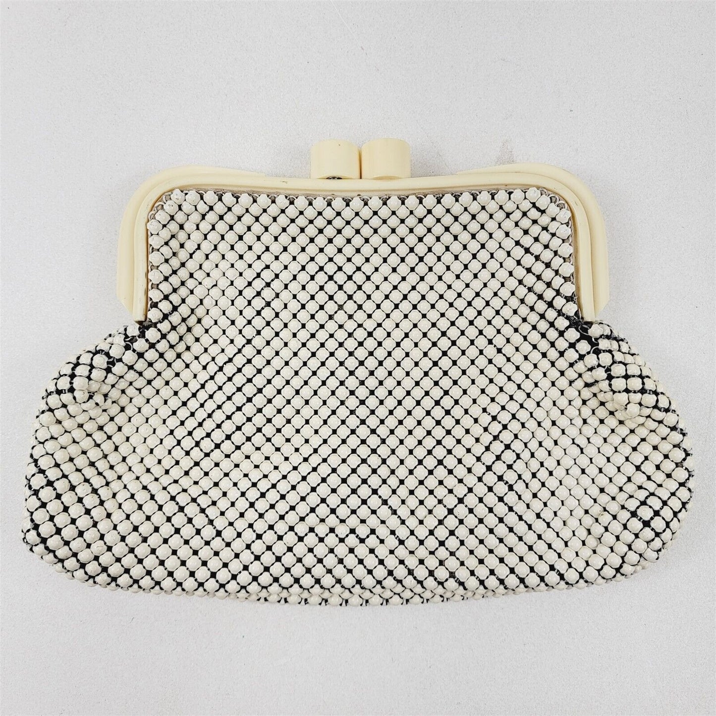 Vintage Cream Mesh Purse Evening Clutch Plastic Top Clamshell Whitting Davis?