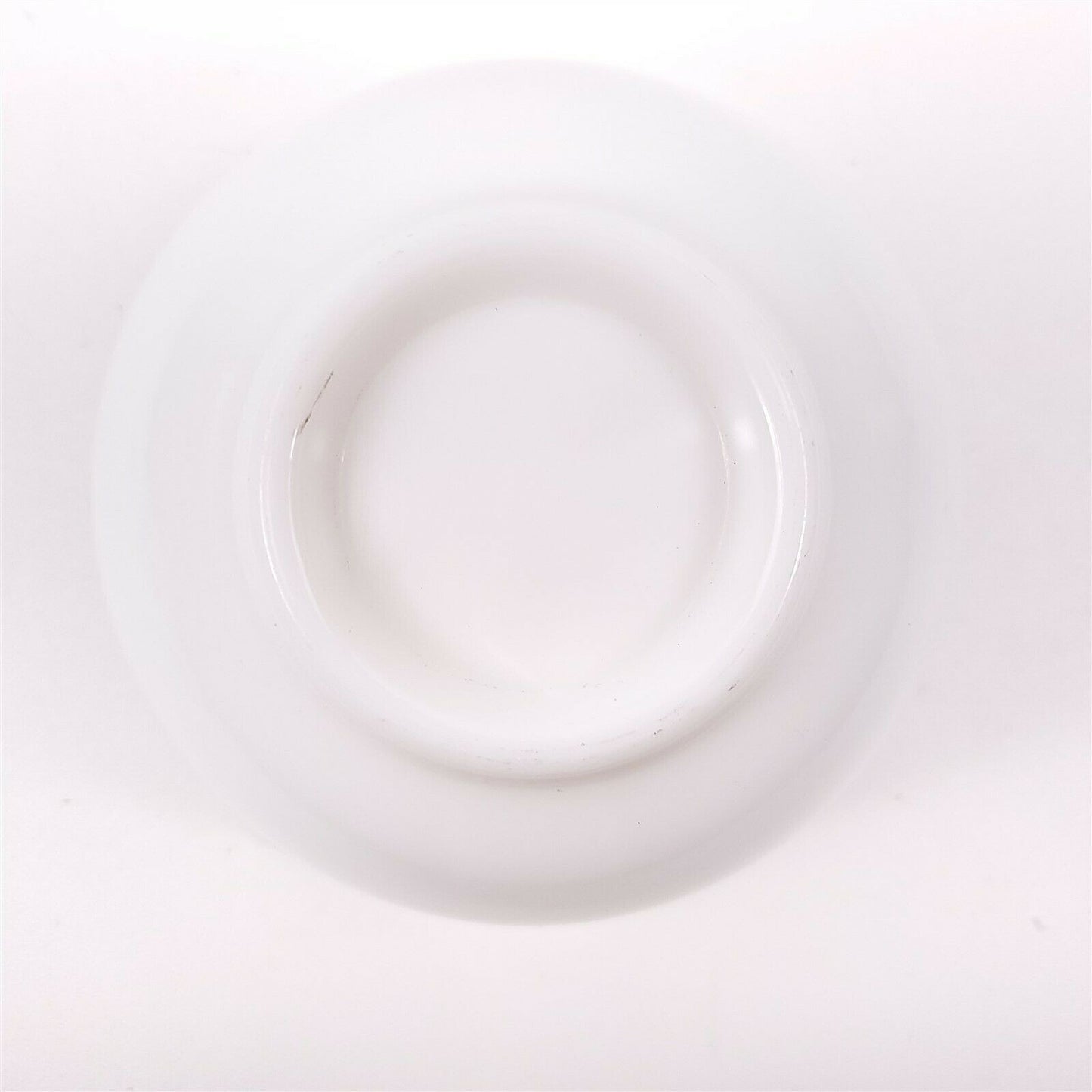 Milk Glass White Mixing Bowl 6-3/4" x 4-1/4" Spout