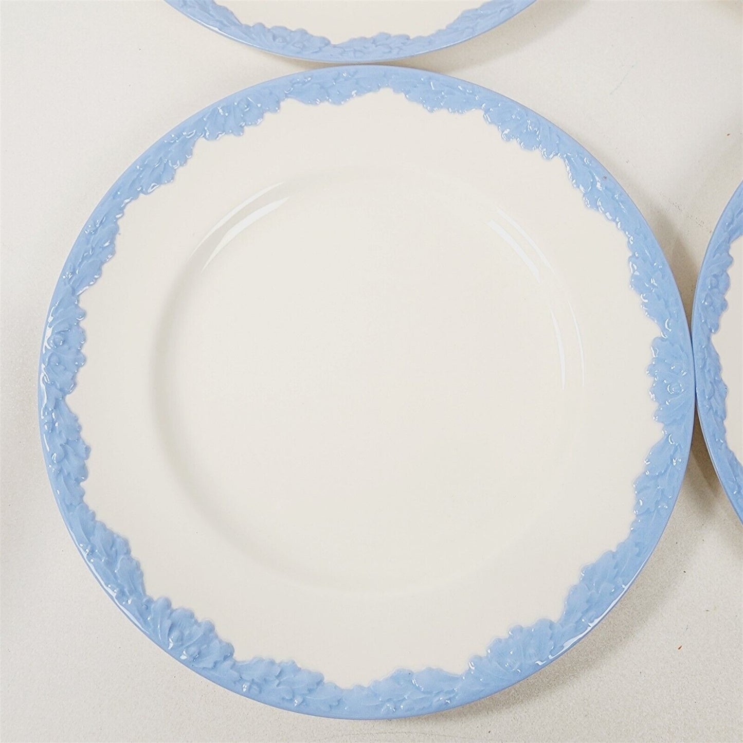 4 Vintage Johnson Bros English Oak White Blue Trim Dinner Plates - 10"