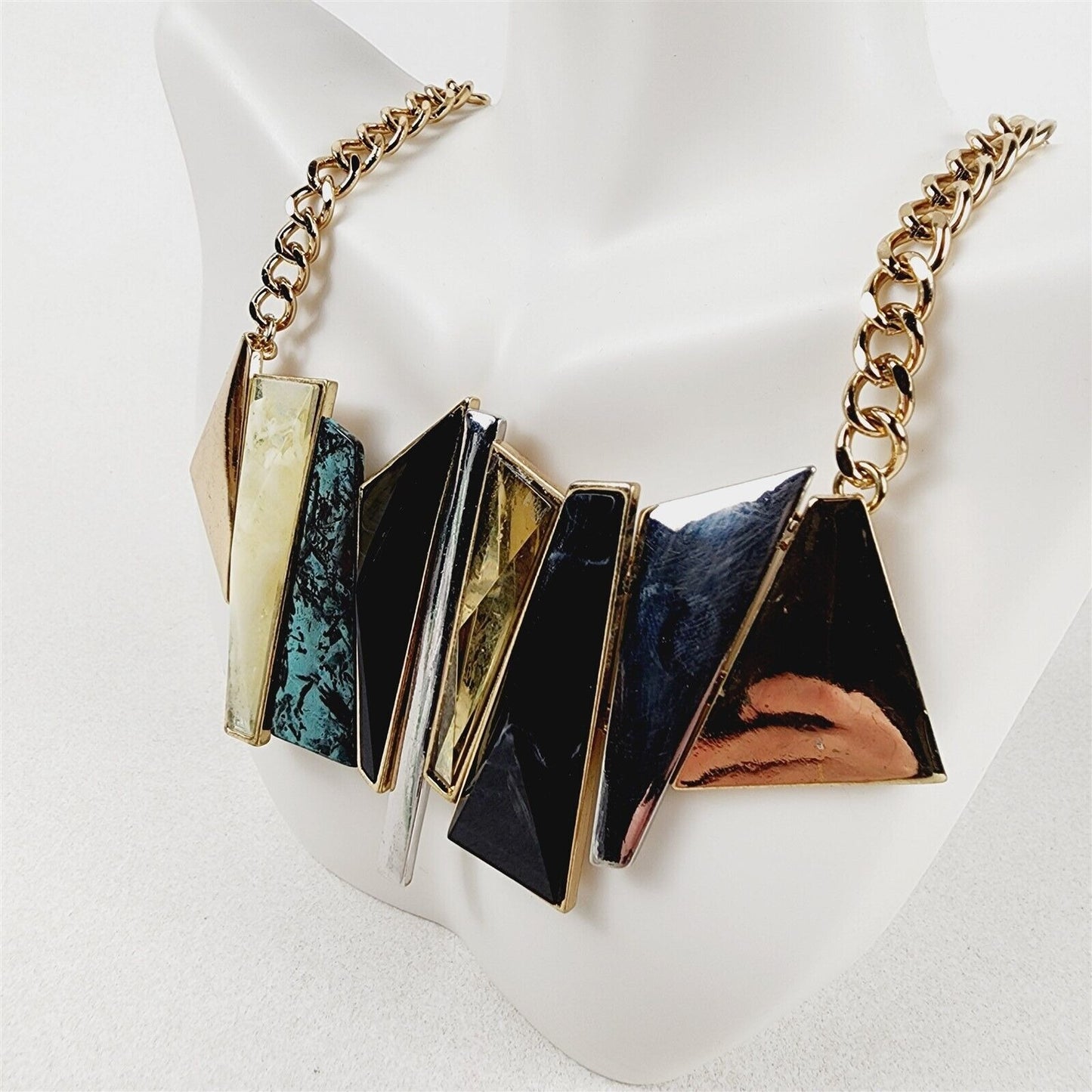 Abstract Geometric Gold Tone Necklace Earrings Fashion Jewelry Set