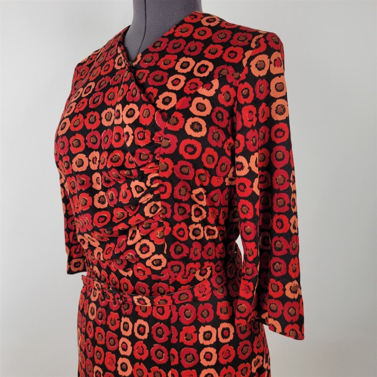 Vintage 1960s House of Shroyers Red & Orange Floral Jersey Print Dress