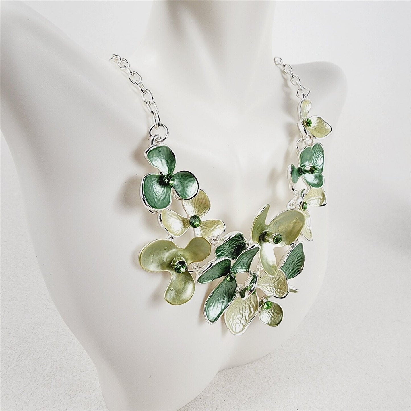 Green Enamel Floral Rhinestone Necklace Earrings Fashion Jewelry Set