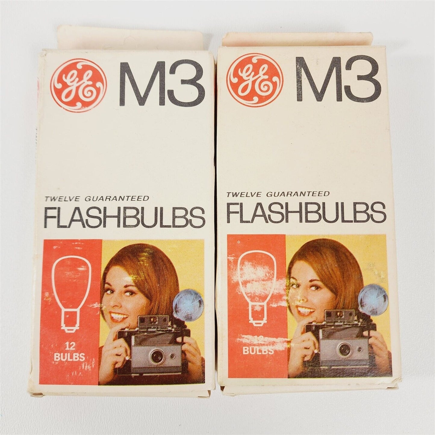 21 M3 Flashbulbs, 9 FlipFlash II Bulbs, 1 Sima Filmsheild Vtg Camera Accessories