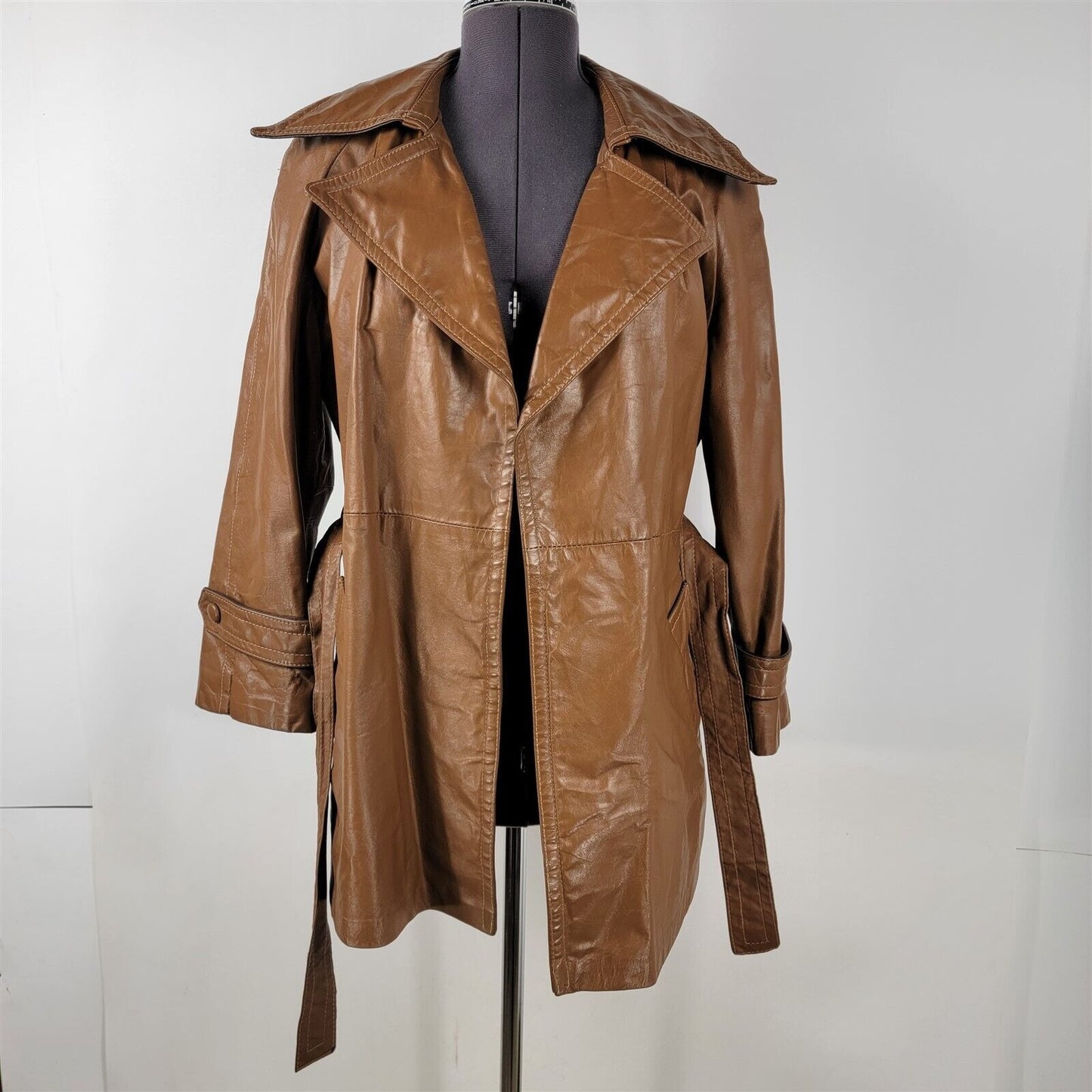 Vintage 1970s Tan Wrap Leather Jacket w/ Belt Womens M/L