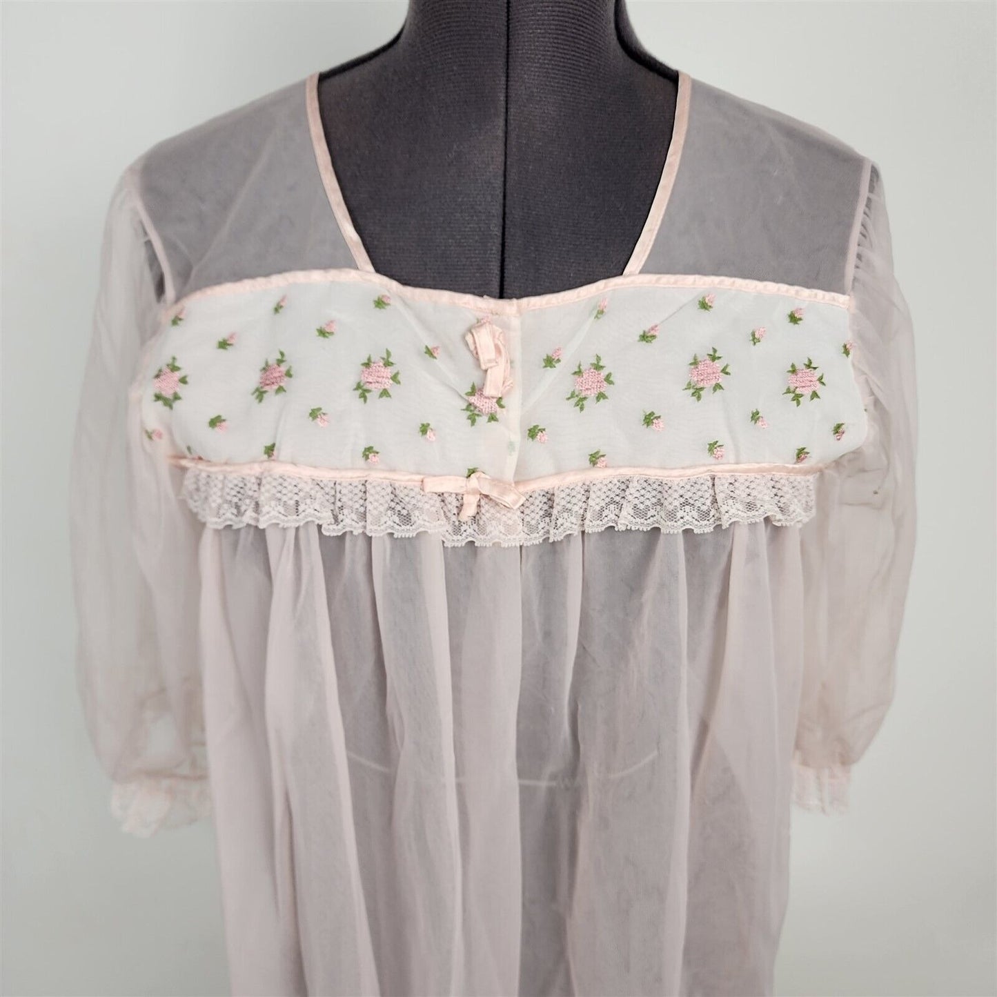 Vintage Beeline Light Pink Sheer Floral Peignoir Chiffon Pinup Nylon Robe