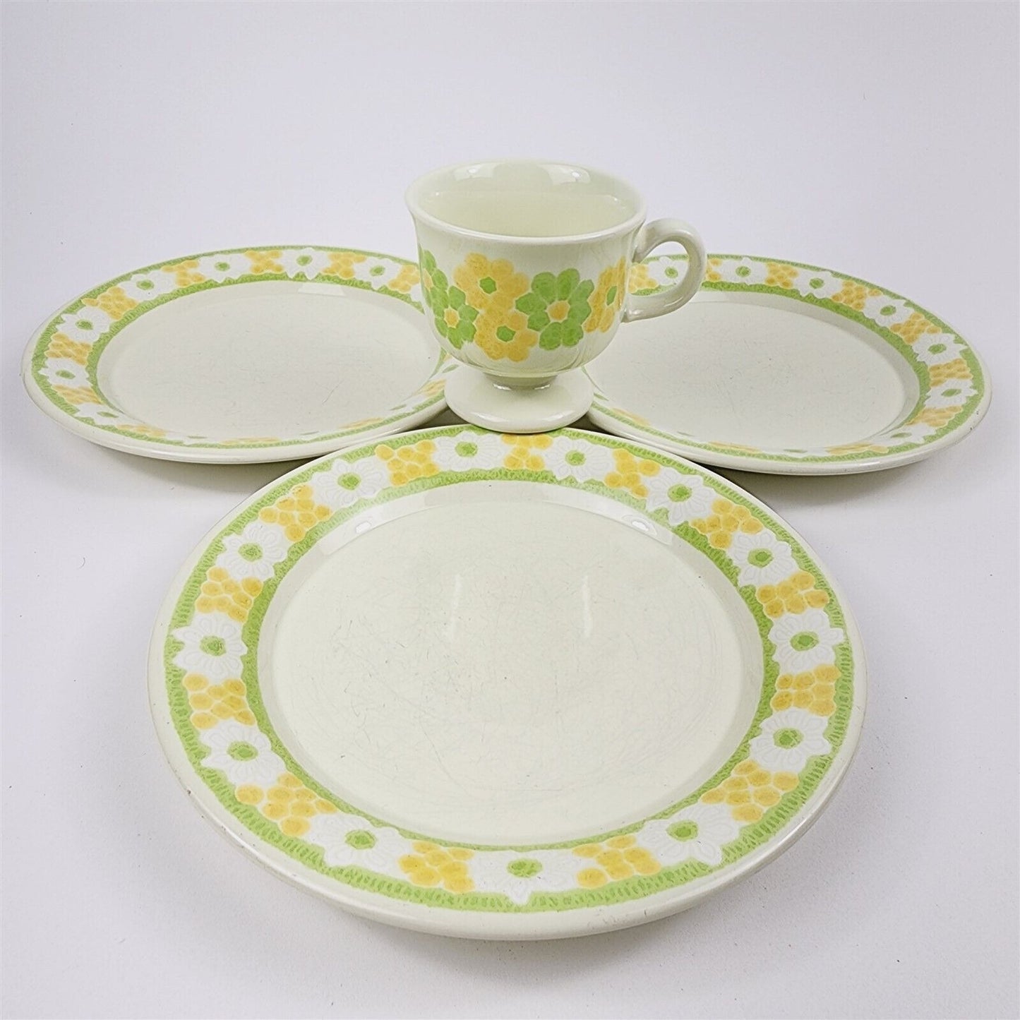 4 Pc Vintage Franciscan Earthenware Picnic Yellow Green Floral Plates & Mug Cup