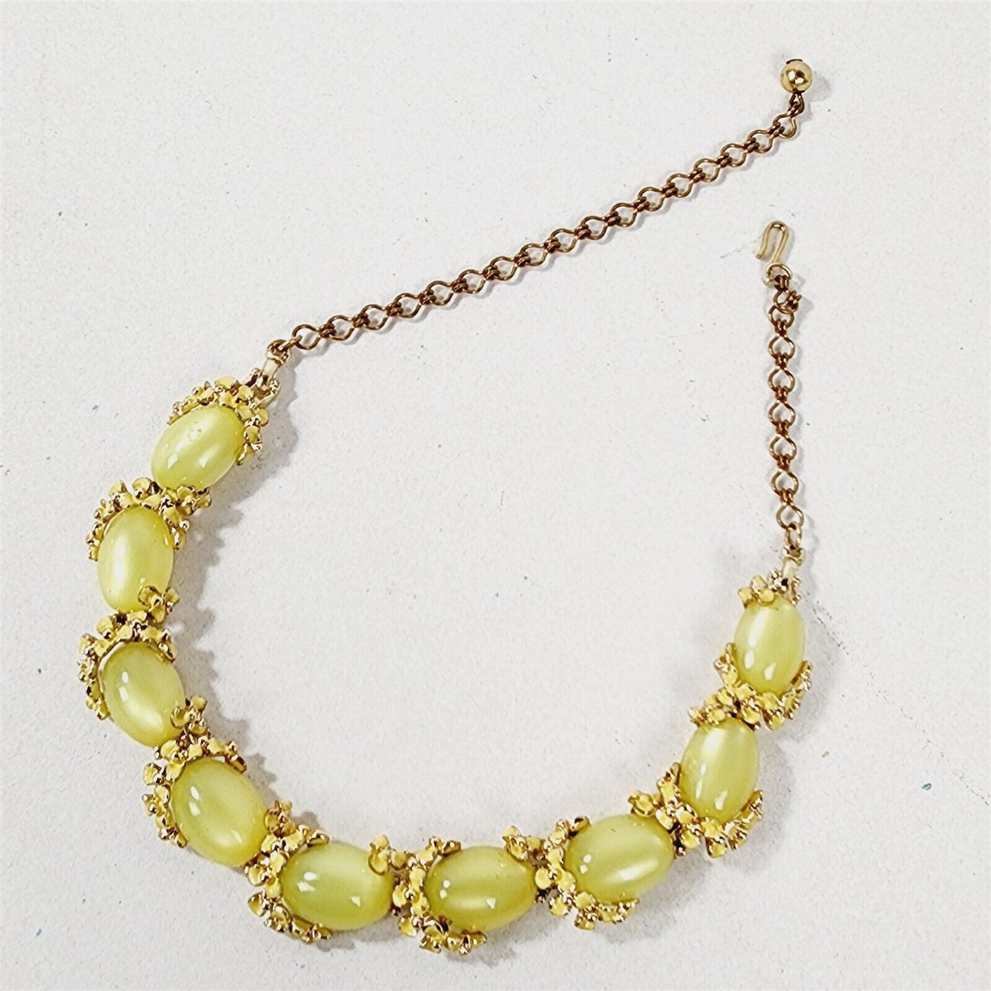 Vintage Gold Tone Yellow Flower Floral Choker Necklace