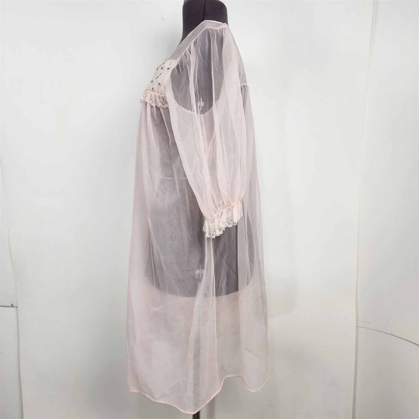 Vintage Beeline Light Pink Sheer Floral Peignoir Chiffon Pinup Nylon Robe