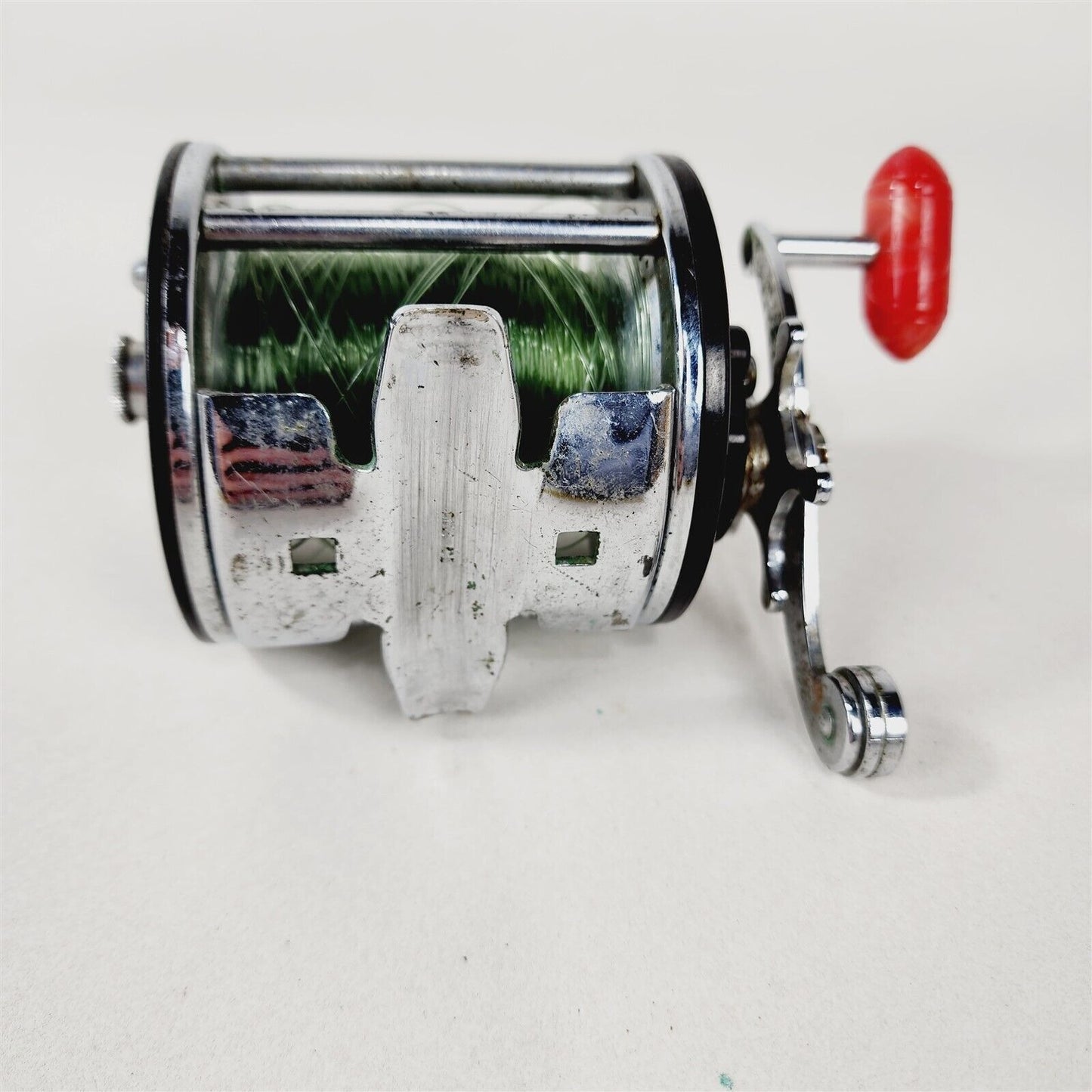 Penn 350 Leveline Fishing Reel Red Bakelite Handle