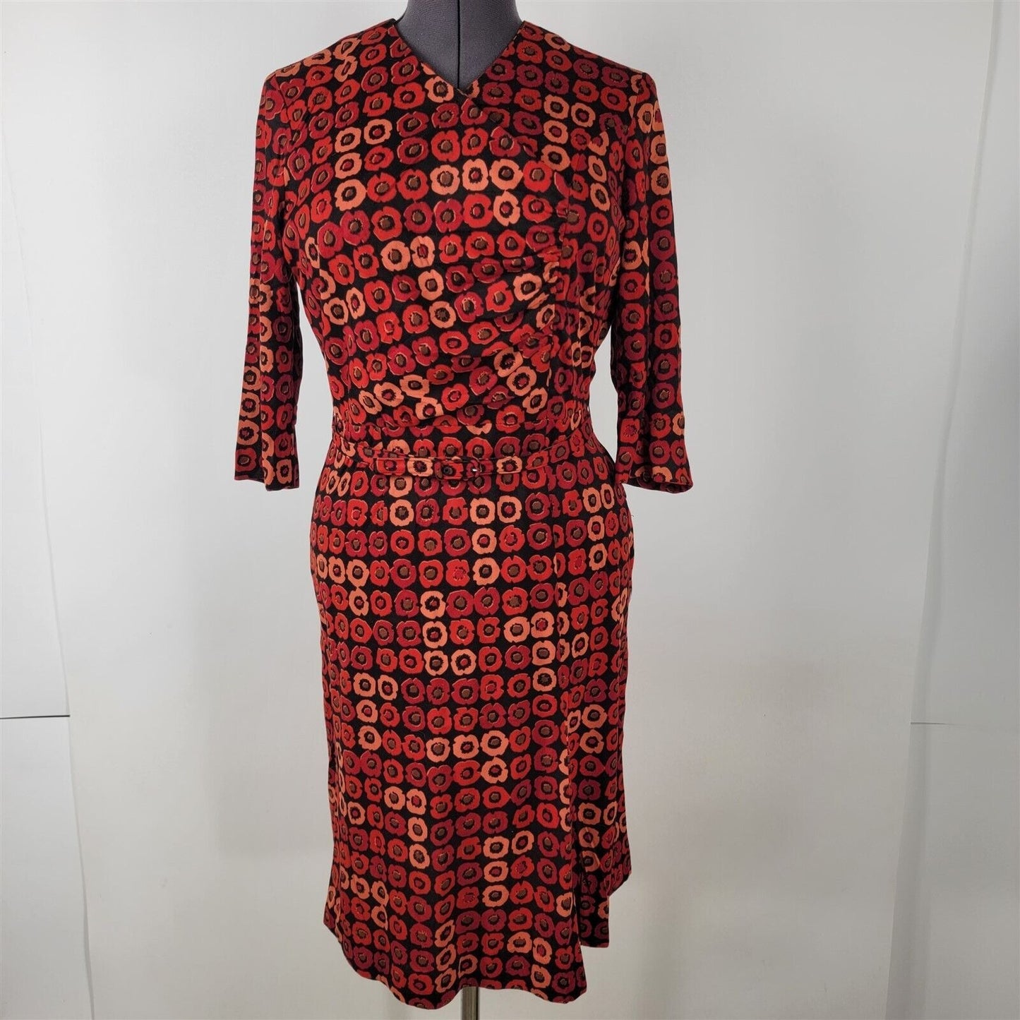 Vintage 1960s House of Shroyers Red & Orange Floral Jersey Print Dress