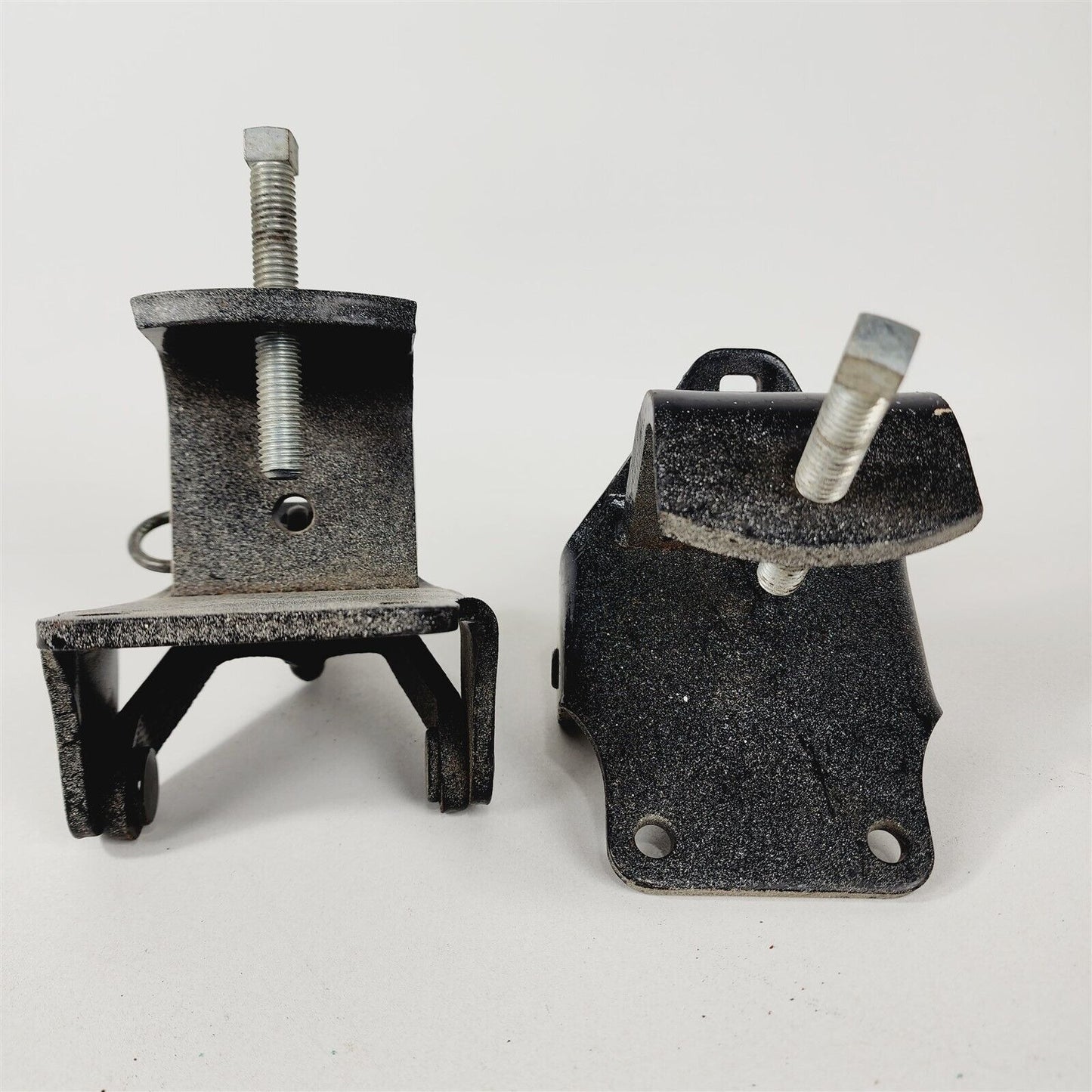 Pair of Draw-Tite Weight Distribution Snap Up Brackets No. 6636