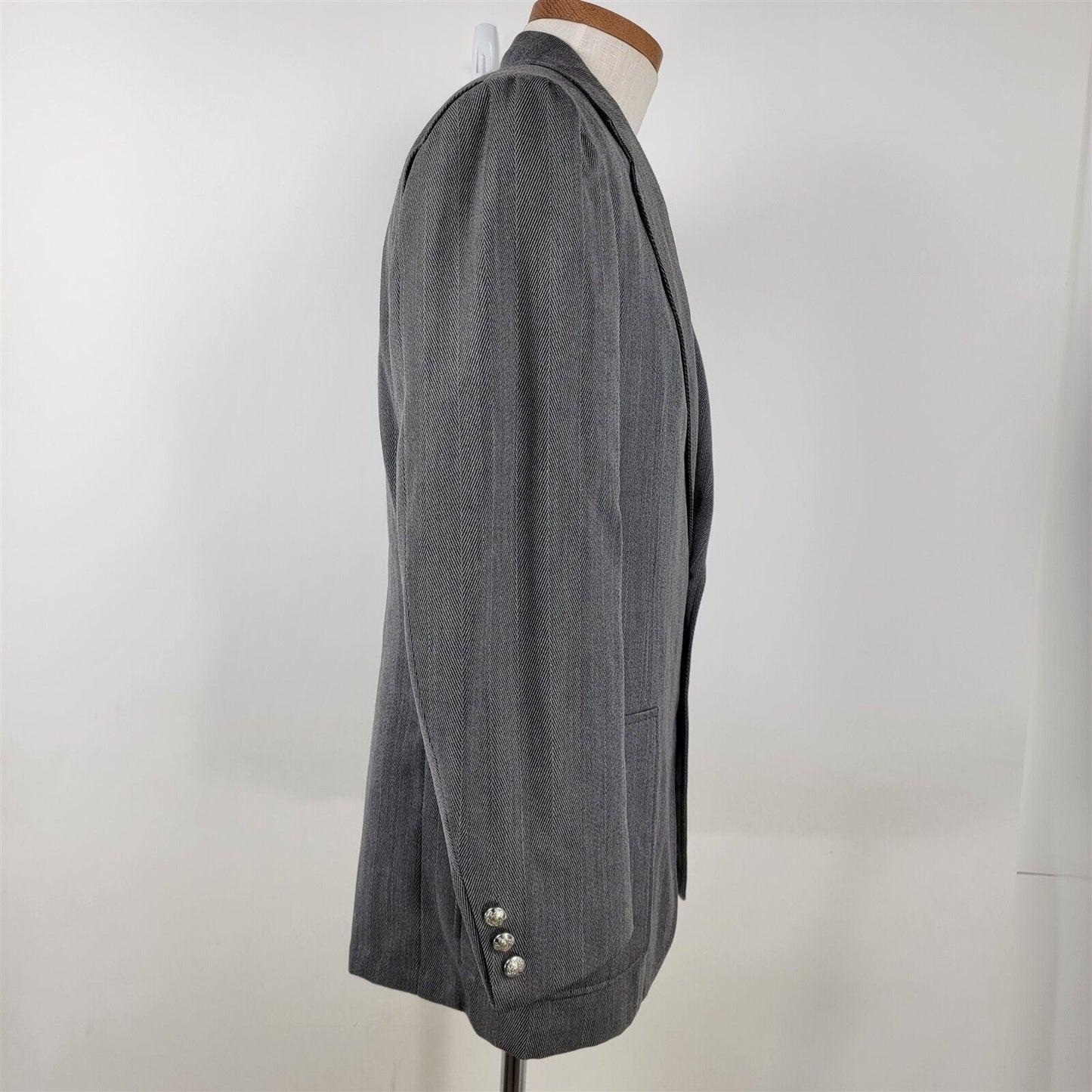 Vintage Cricketeer Gray Herringbone 2 Button Blazer Suit Coat Jacket