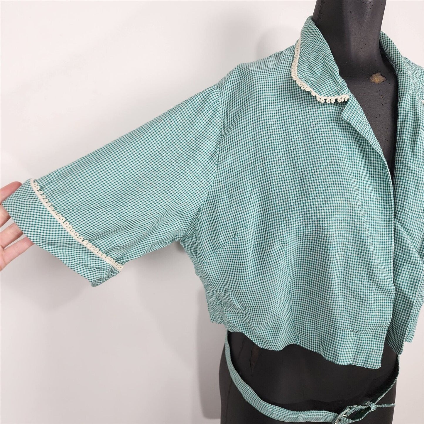 Vintage Cay Artley Teal Plaid Short Sleeve Cropped Jacket & Belt