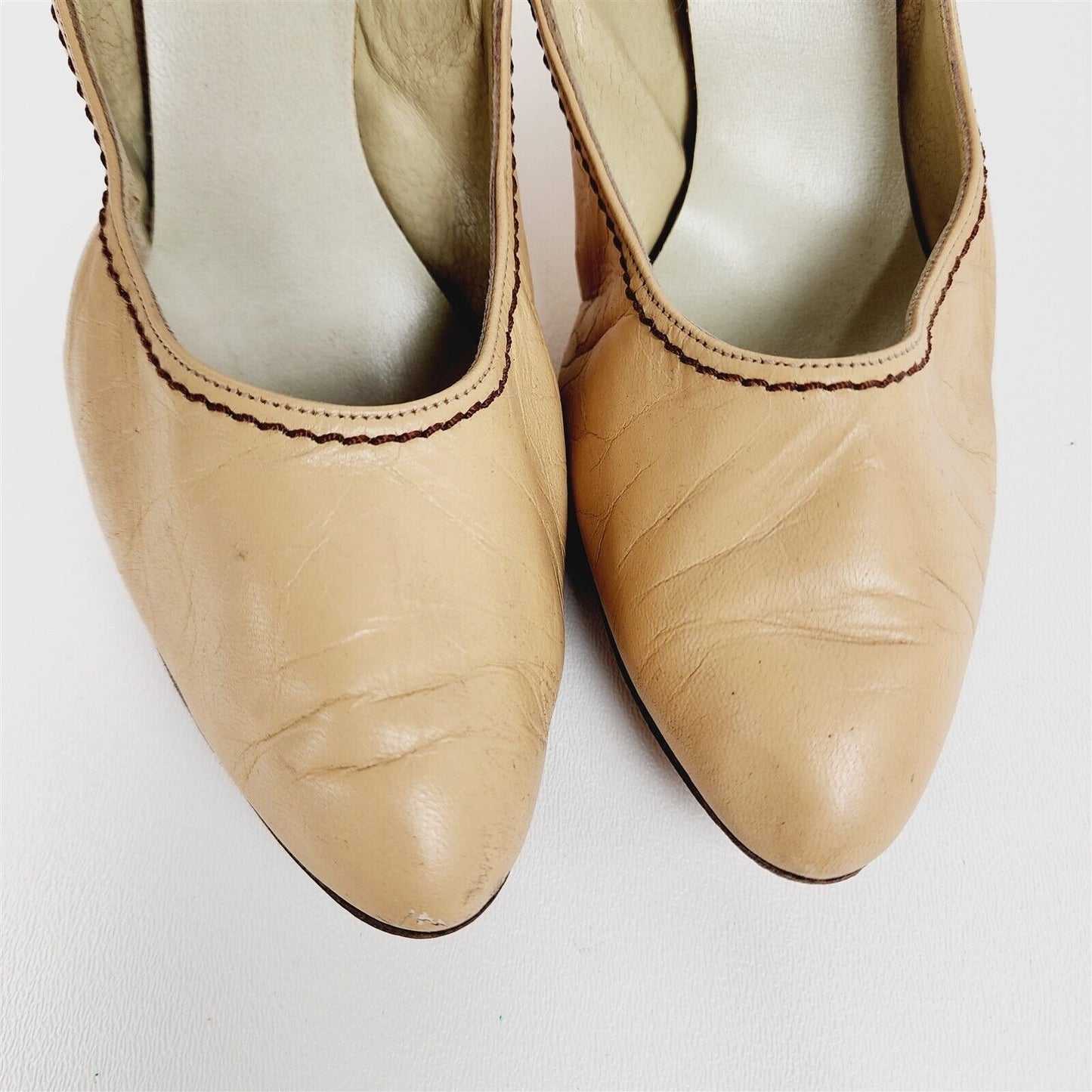 Vintage Valley Nude Beige Leather Pumps Heels Size 8