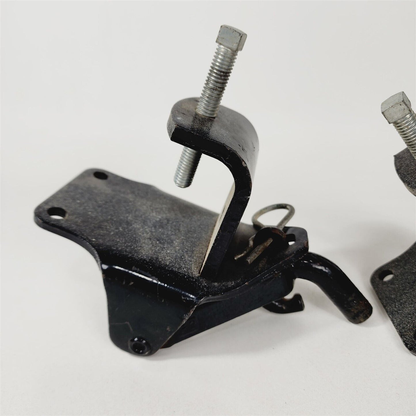 Pair of Draw-Tite Weight Distribution Snap Up Brackets No. 6636