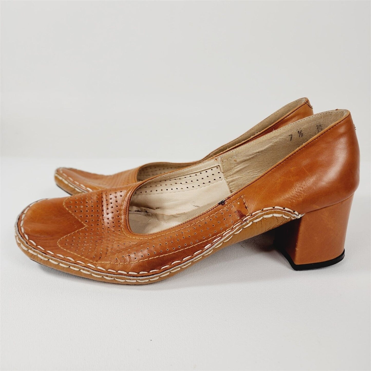 Vintage Andrew Geller Camel Tan Leather Block Heels Size 7.5 M