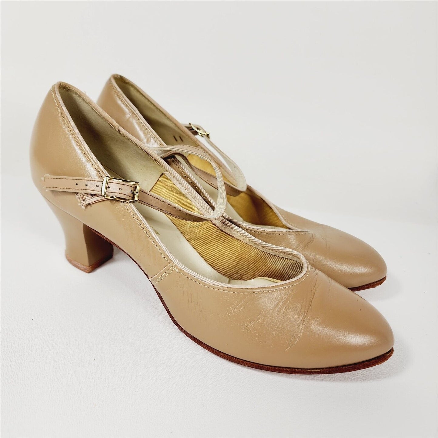 Vintage Taffy's Beige Nude Mary Jane Shoes Heels Size 8 B