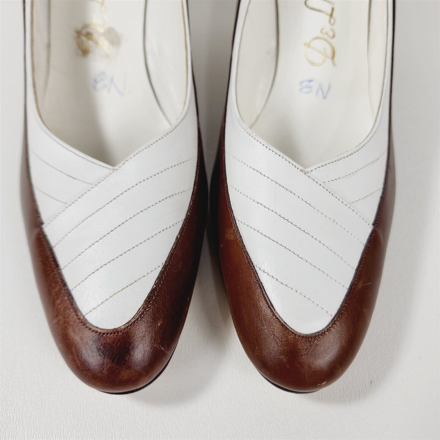 Vintage DeLiso Brown & White Leather Pumps Heels Shoes Size 8 AA