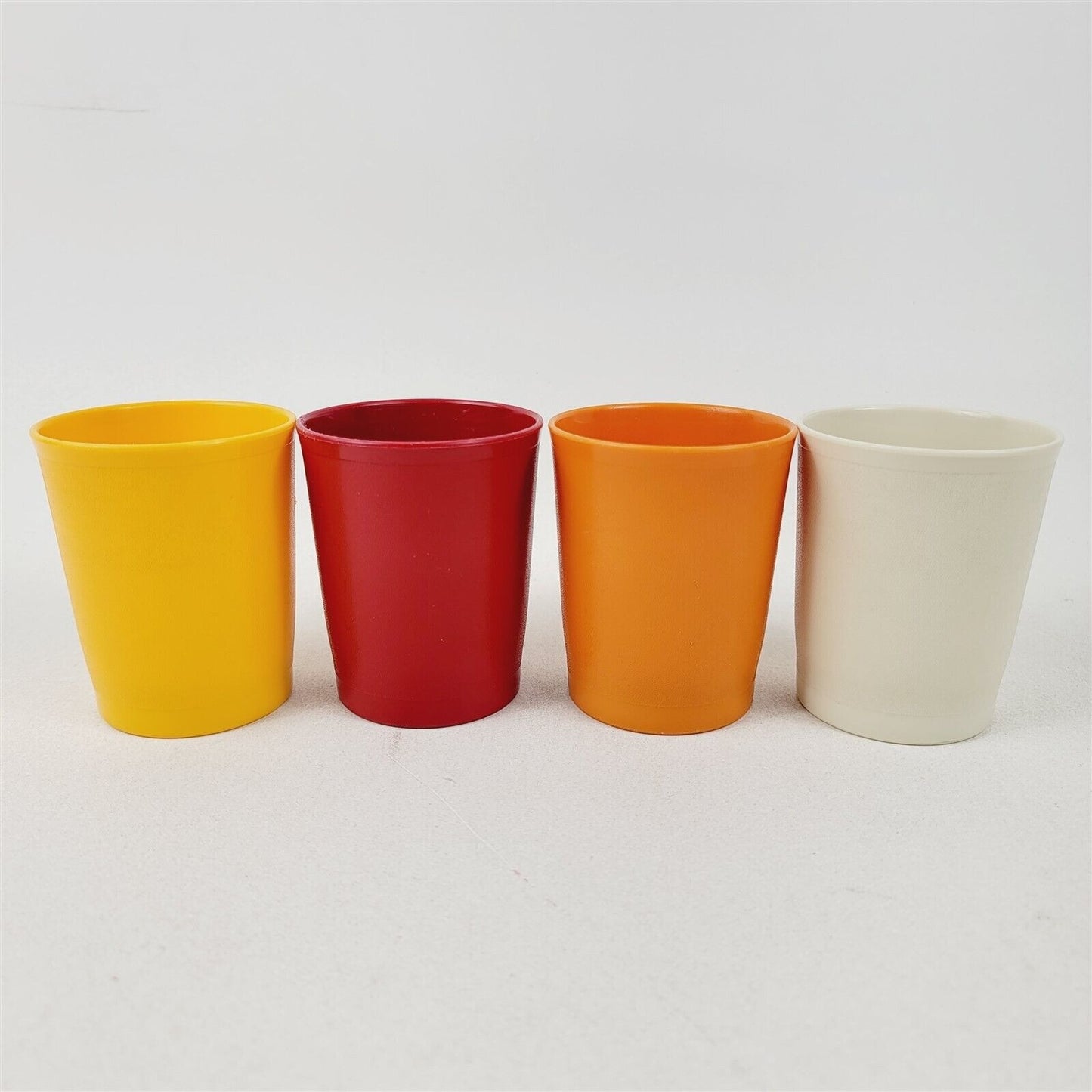 4 Vintage Tupperware Kids Juice Cups Tumblers 1251 Red Orange Gold Beige 6 oz