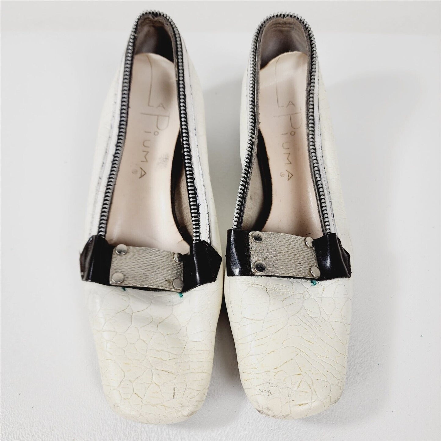 Vintage La Piuma White Leather Silver Buckle Zipper Trim Heels