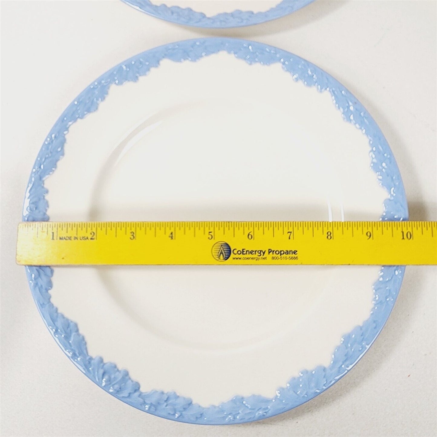 4 Vintage Johnson Bros English Oak White Blue Trim Dinner Plates - 10"