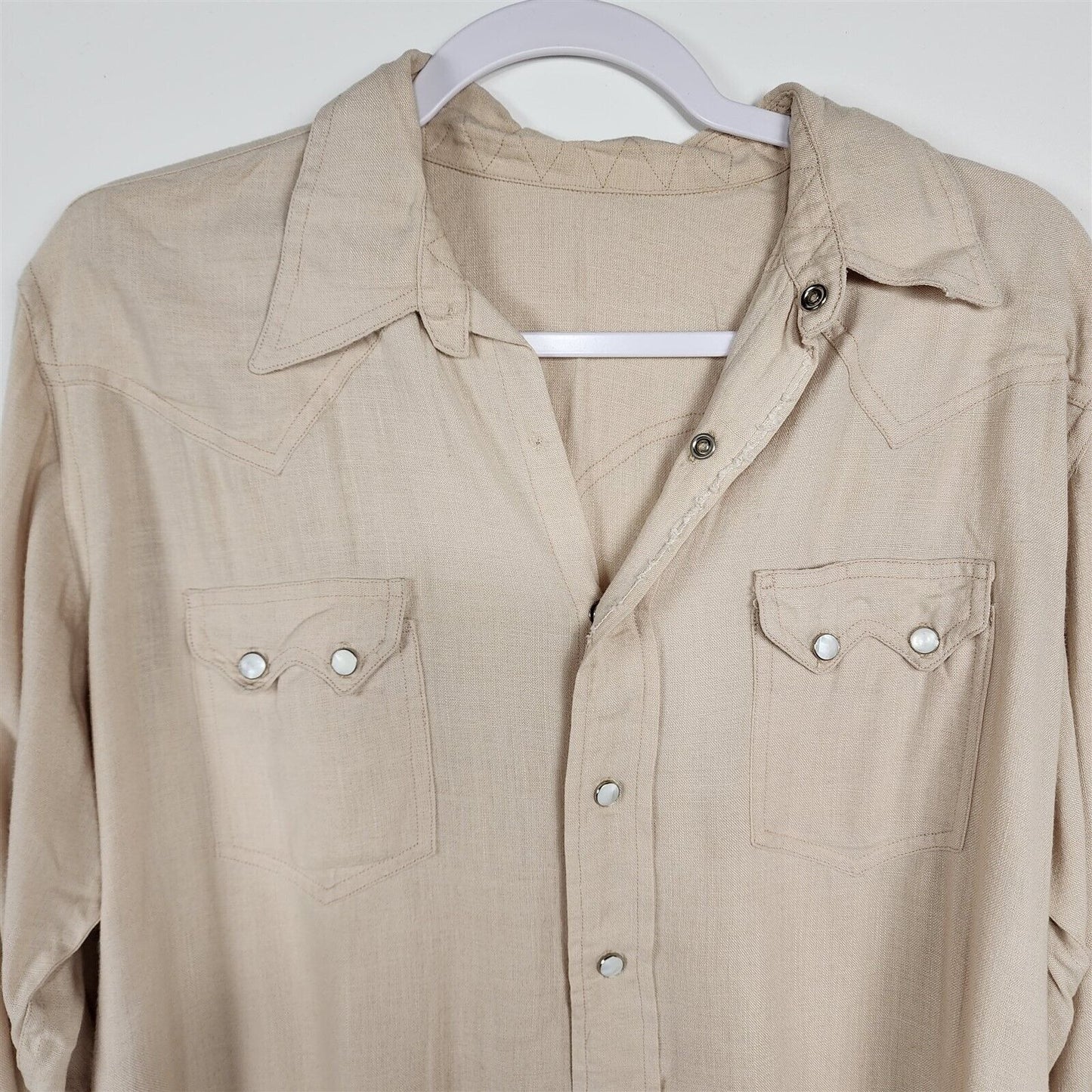 Vintage 1970s Beige Western Pearl Snap Long Sleeve Shirt